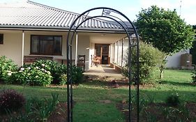 Lalani B&B/Self Catering Cottages